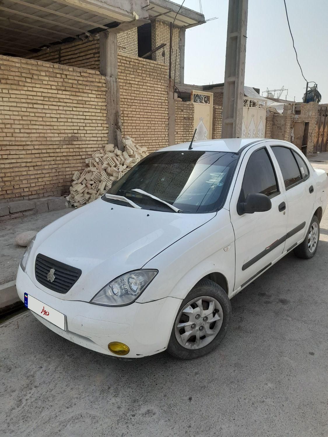 تیبا صندوق دار SX - 1392