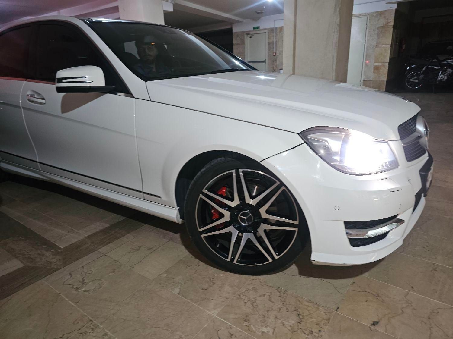 بنز C 200 - 2014