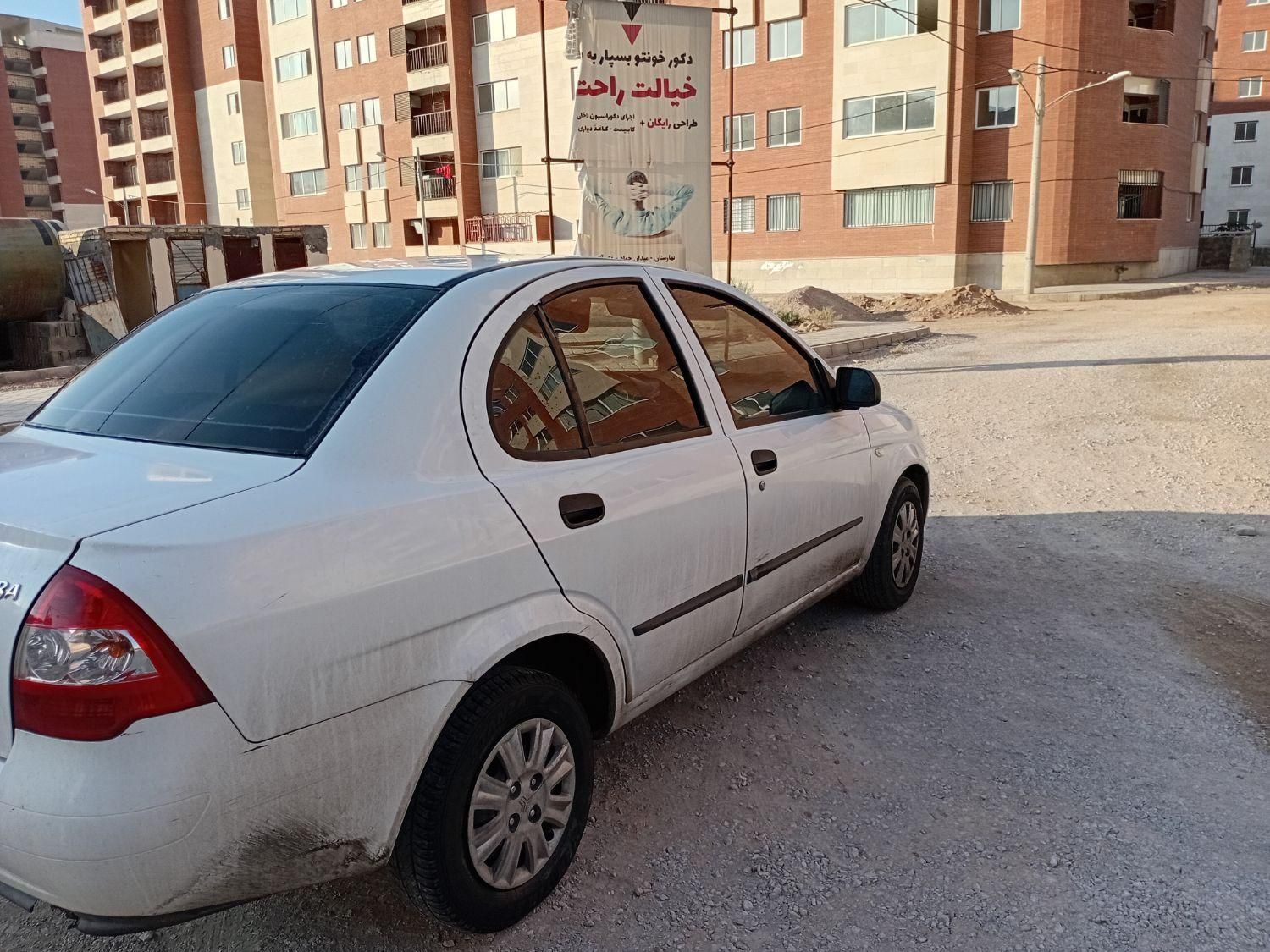 تیبا صندوق دار EX - 1396