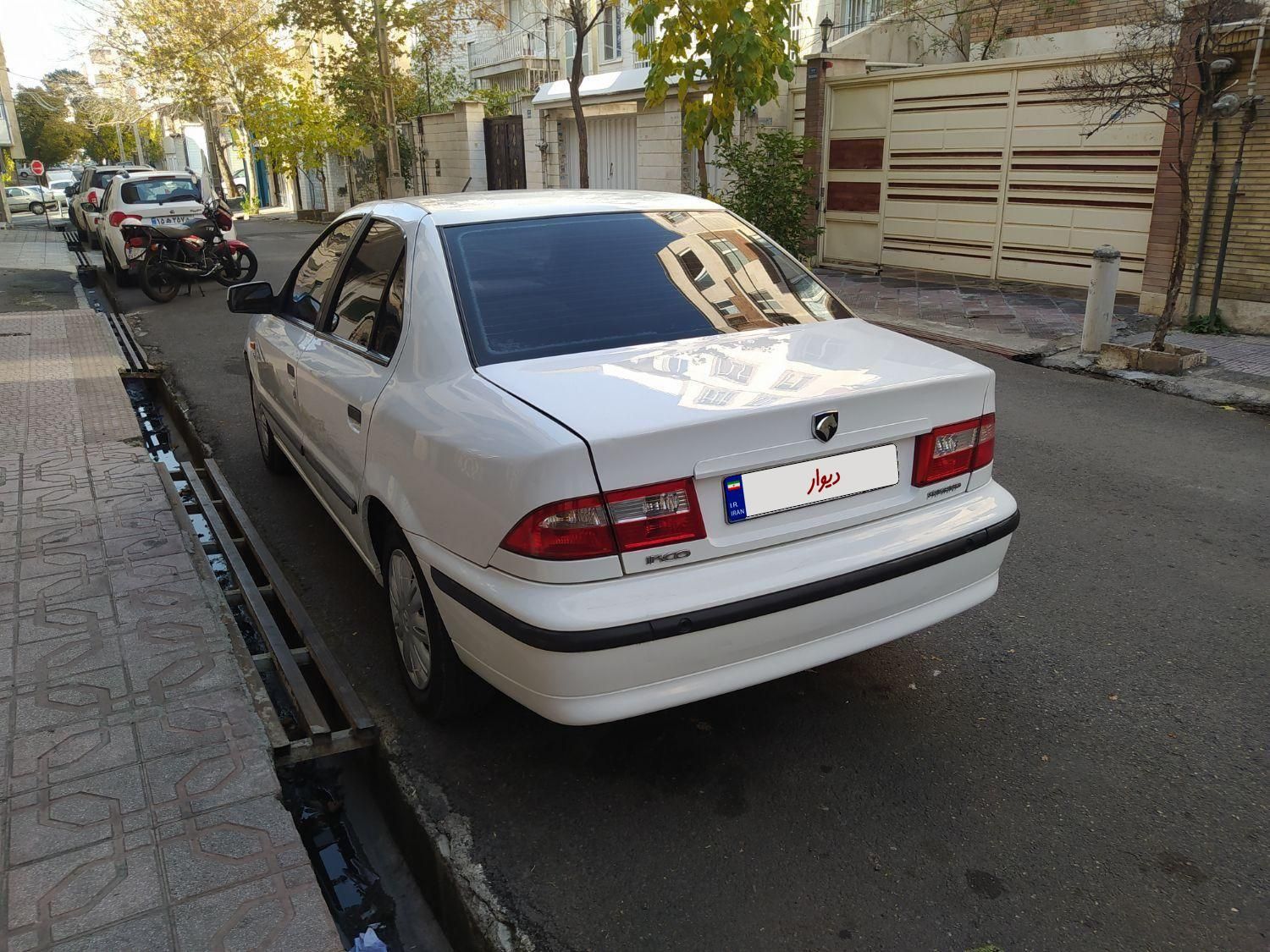 سمند LX XU7 - 1395