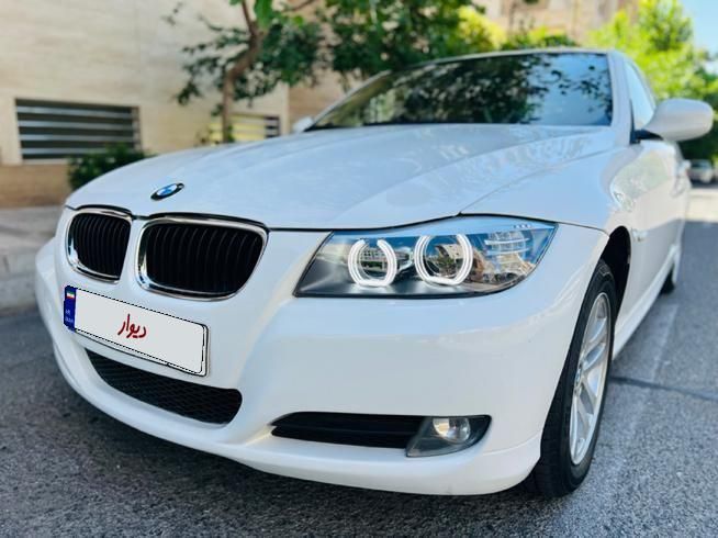 ب ام و سری 3 سدان 320i - 2009