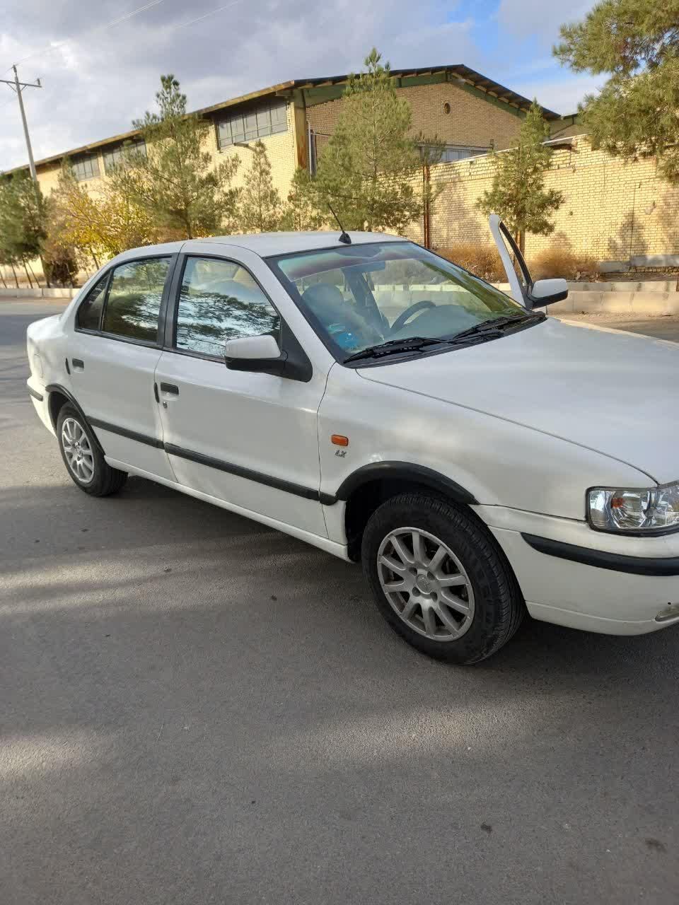 سمند LX XU7 - 1390