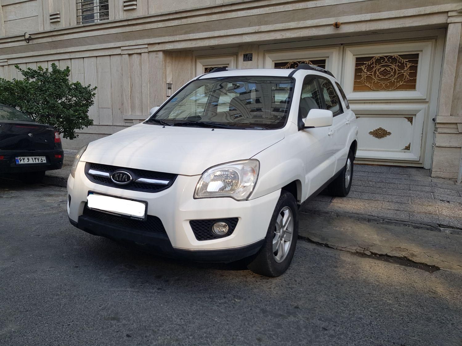 کیا اسپورتیج 6 سیلندر 2700cc - 2010