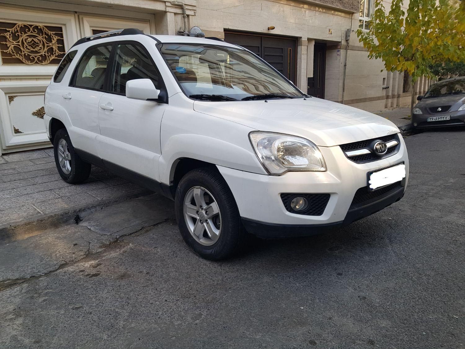 کیا اسپورتیج 6 سیلندر 2700cc - 2010