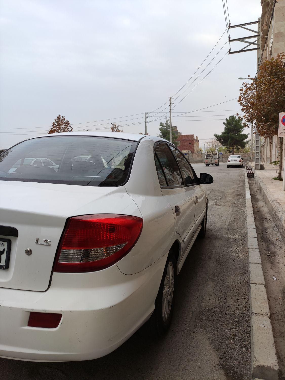 کیا ریو مونتاژ دنده ای LS - 2006