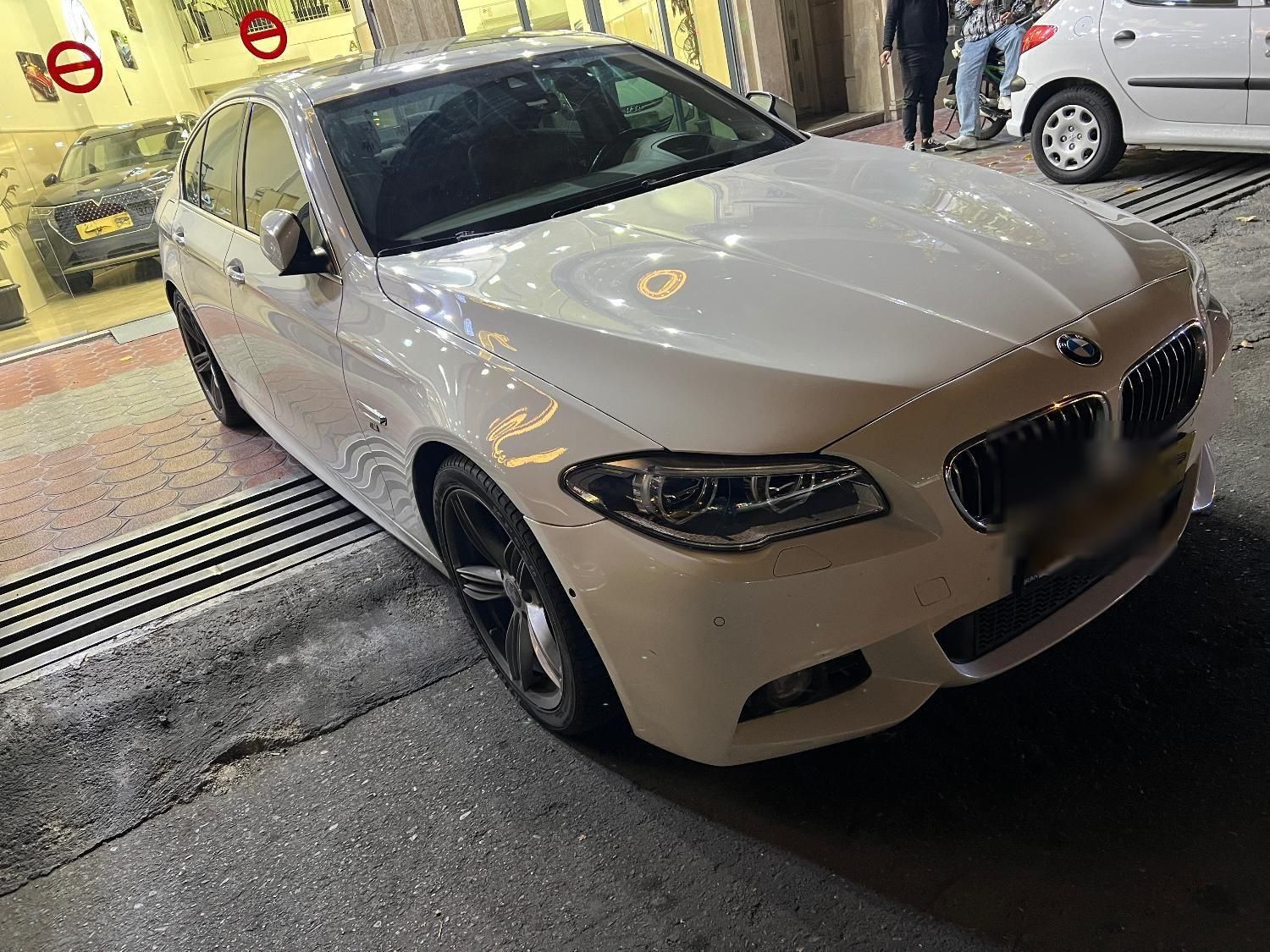 ب ام و سری 5 528i GT - 2014