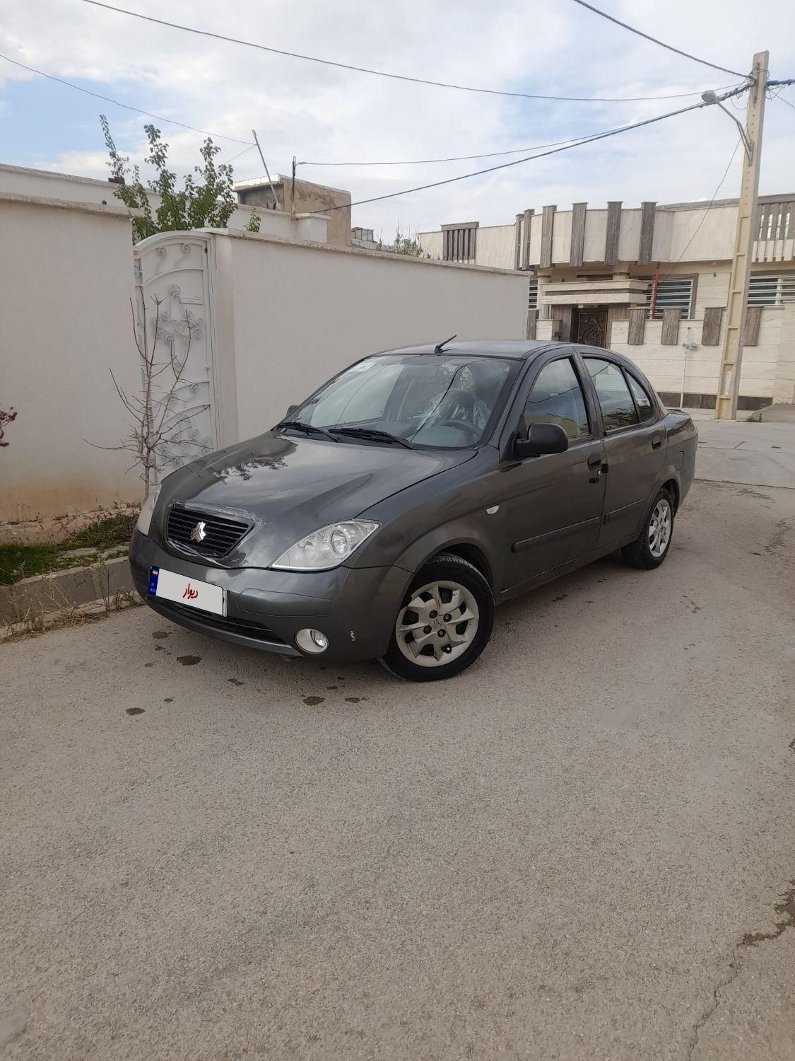 تیبا صندوق دار LX - 1390