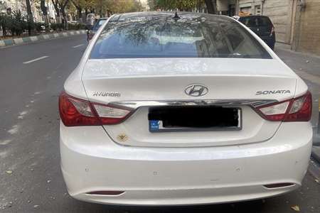 هیوندای سوناتا اتوماتیک NF 2400 - 2011