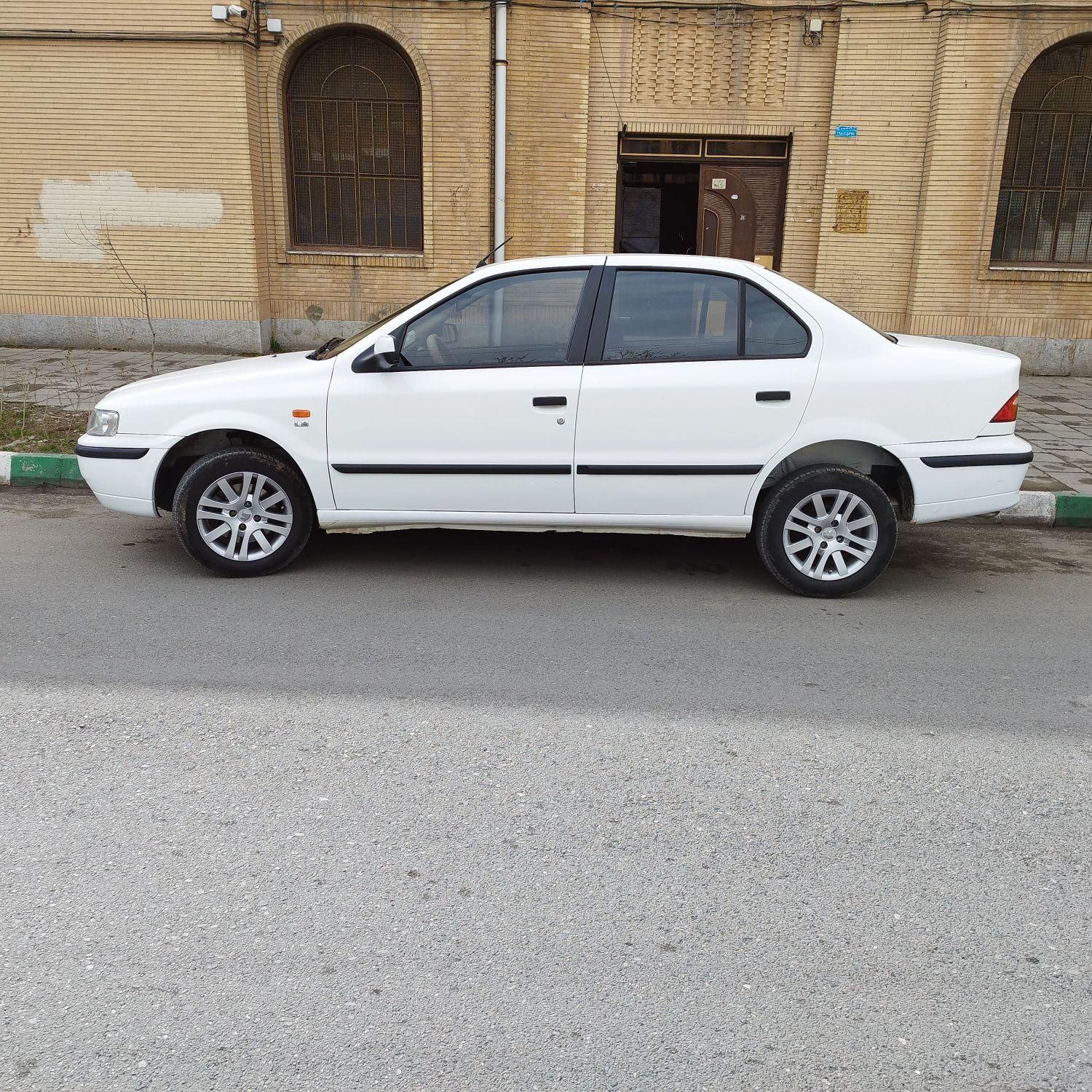 سمند LX XU7 - 1395