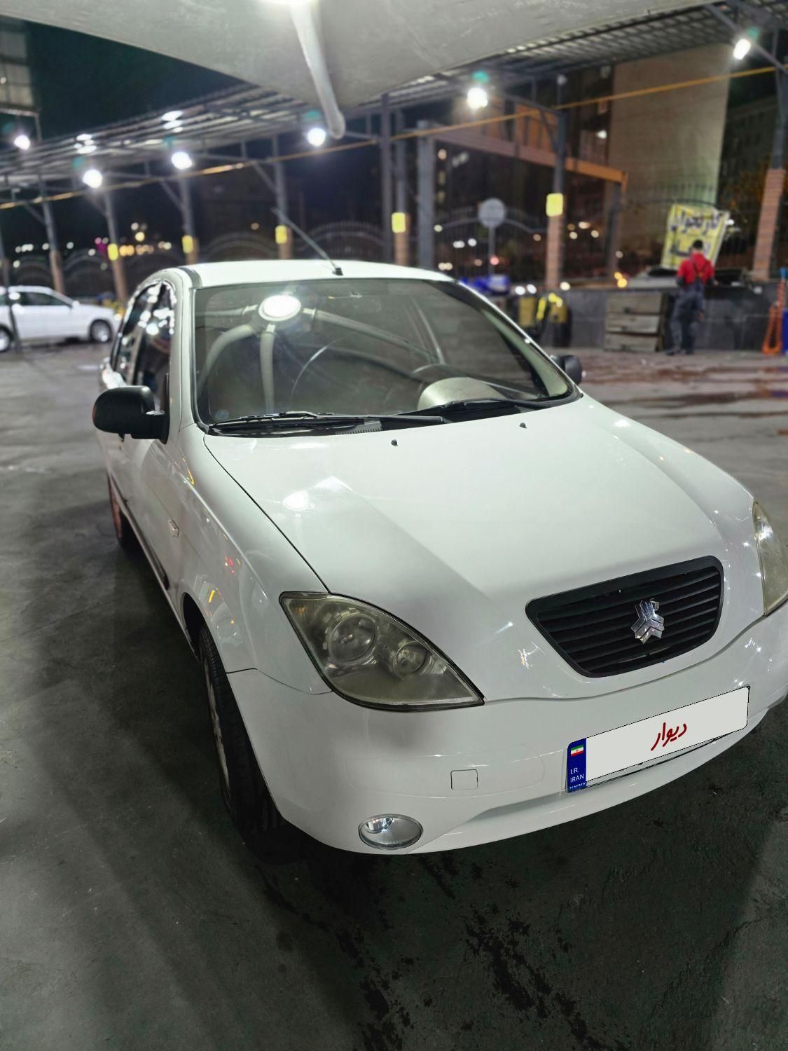 تیبا صندوق دار LX - 1393