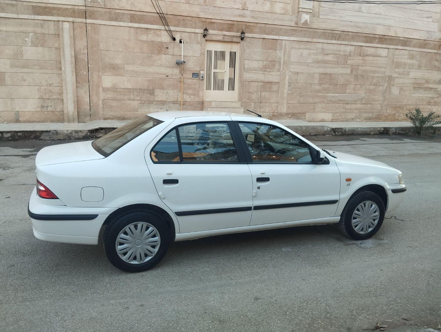 سمند LX XU7 - 1401