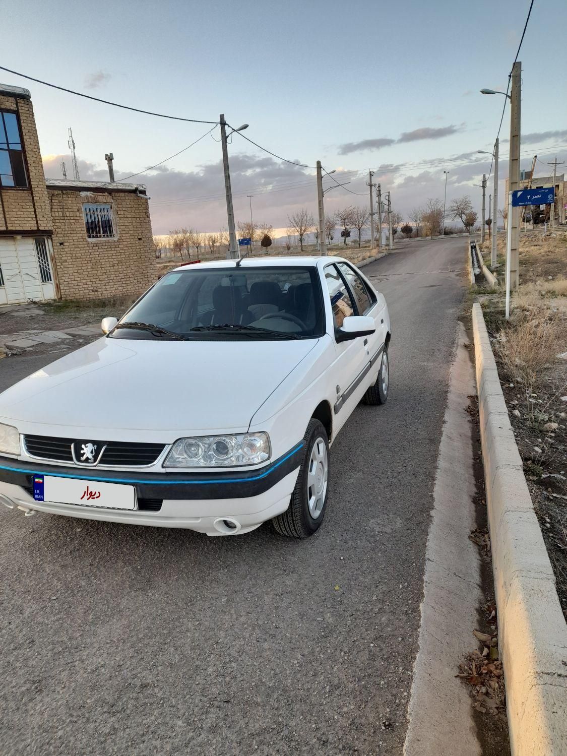 پژو 405 SLX بنزینی TU5 - 1400