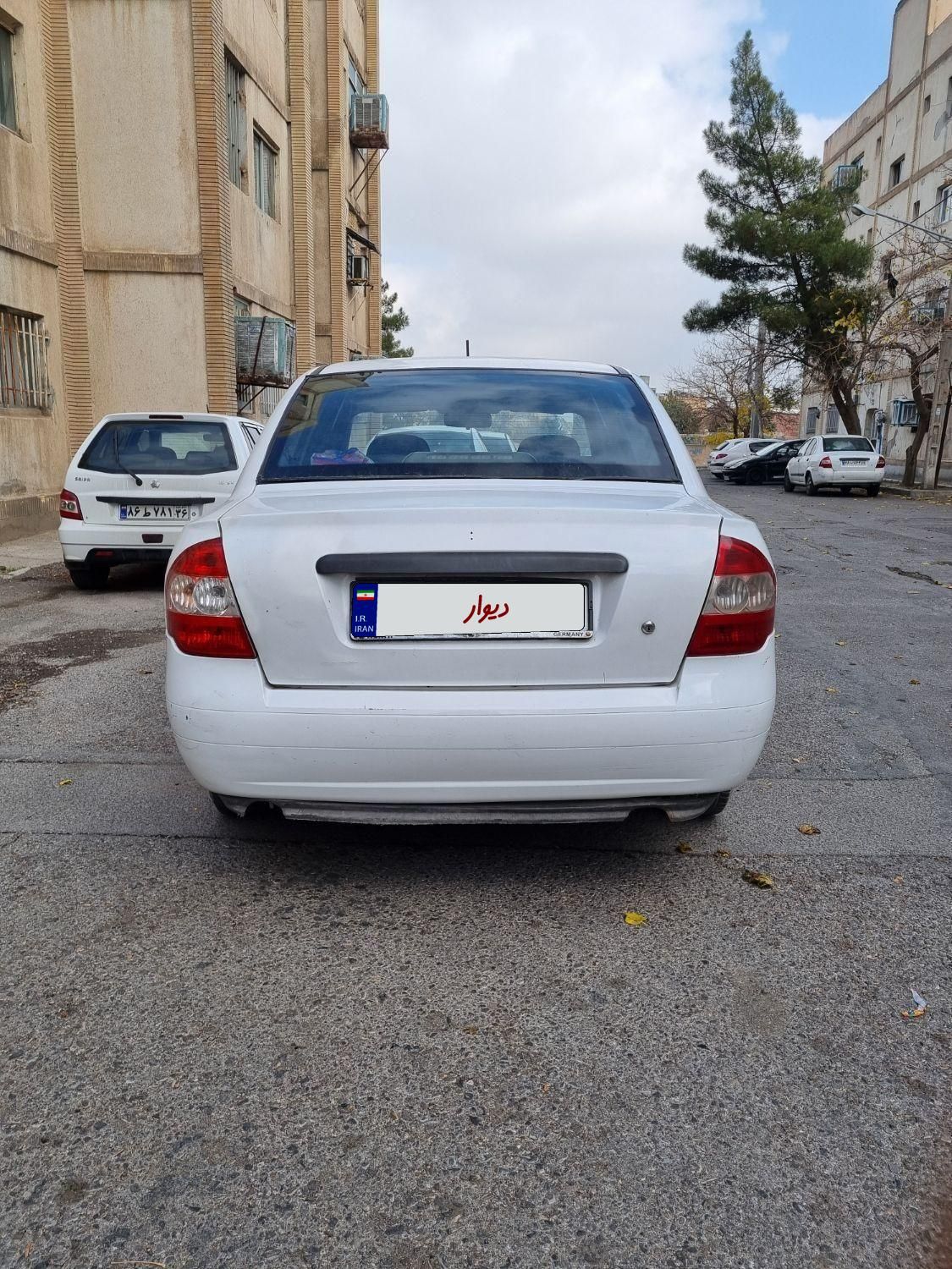 تیبا صندوق دار LX - 1394