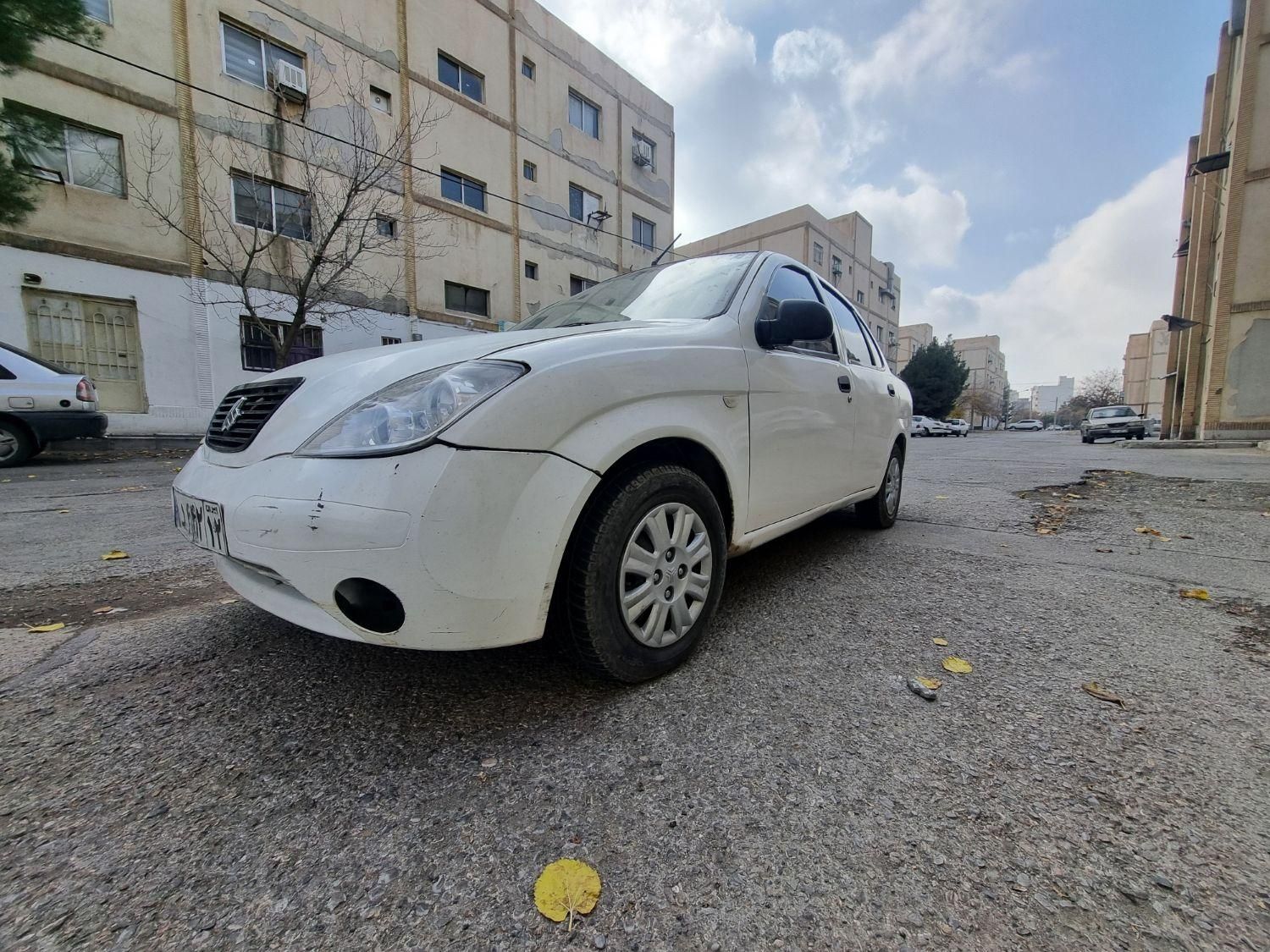 تیبا صندوق دار LX - 1394