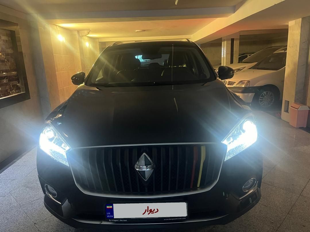 بورگوارد BX7 آلتیمیت - 2018