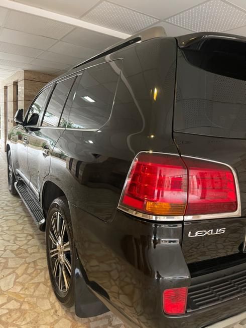 لکسوس LX 570 فول - 2013