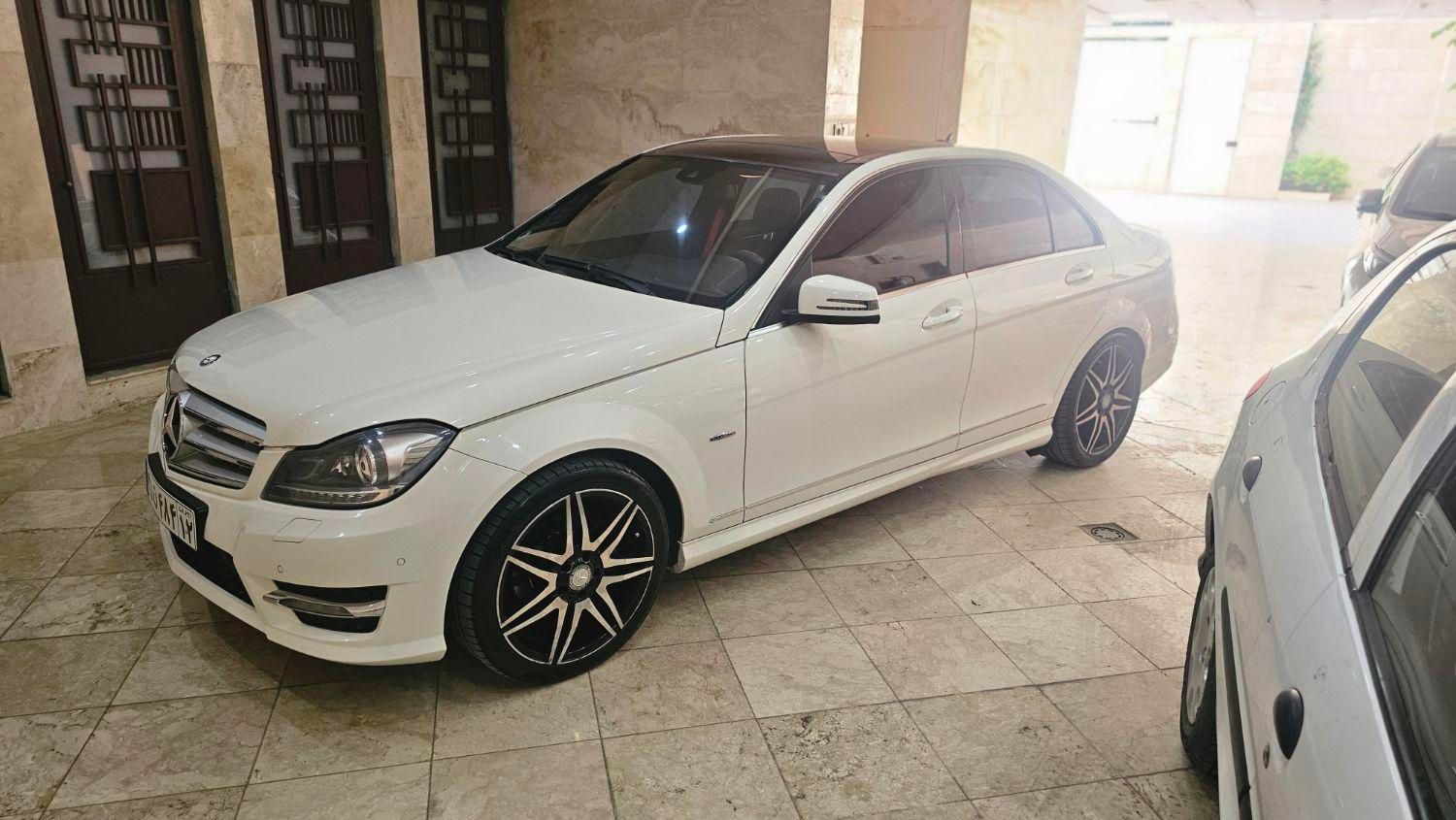 بنز C 200 - 2012