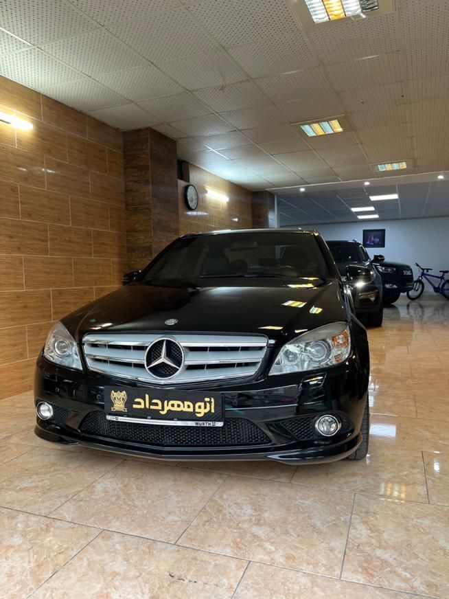 بنز C 200 - 2011