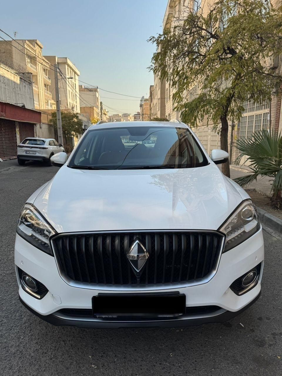 بورگوارد BX7 آلتیمیت - 2018