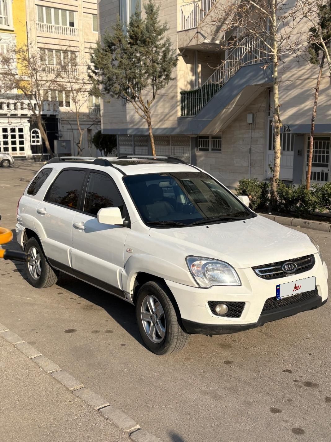 کیا اسپورتیج 6 سیلندر 2700cc - 2010