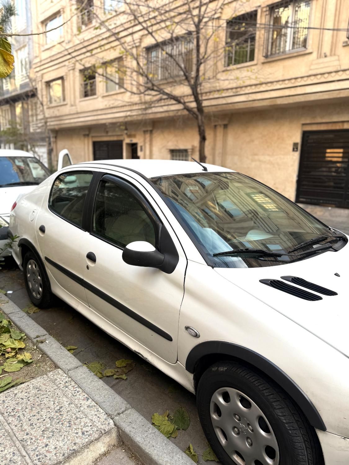 پژو 206 SD v8 - 1390