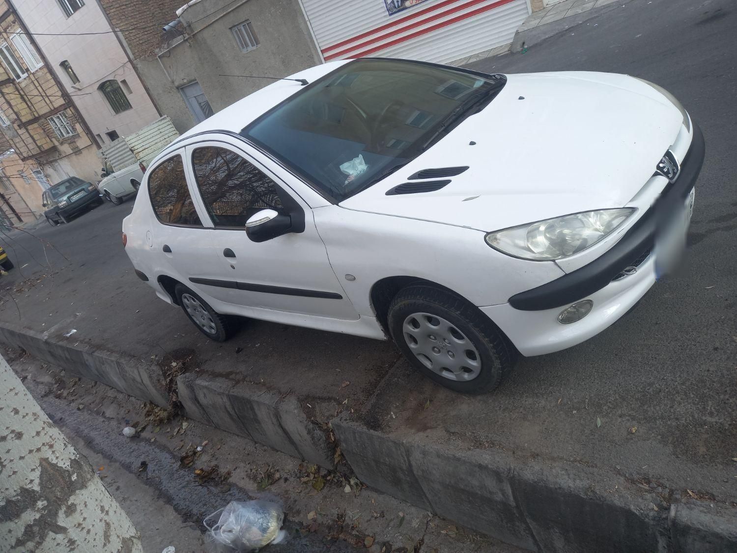 پژو 206 SD v8 - 1390