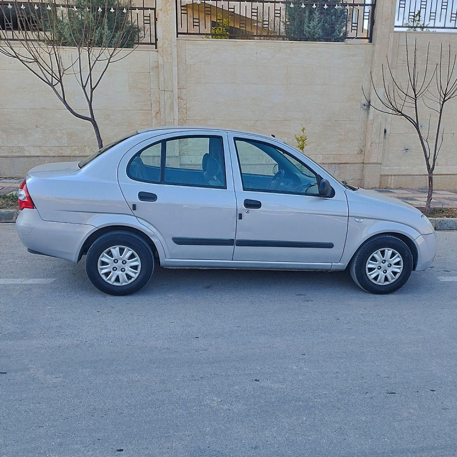 تیبا صندوق دار LX - 1395