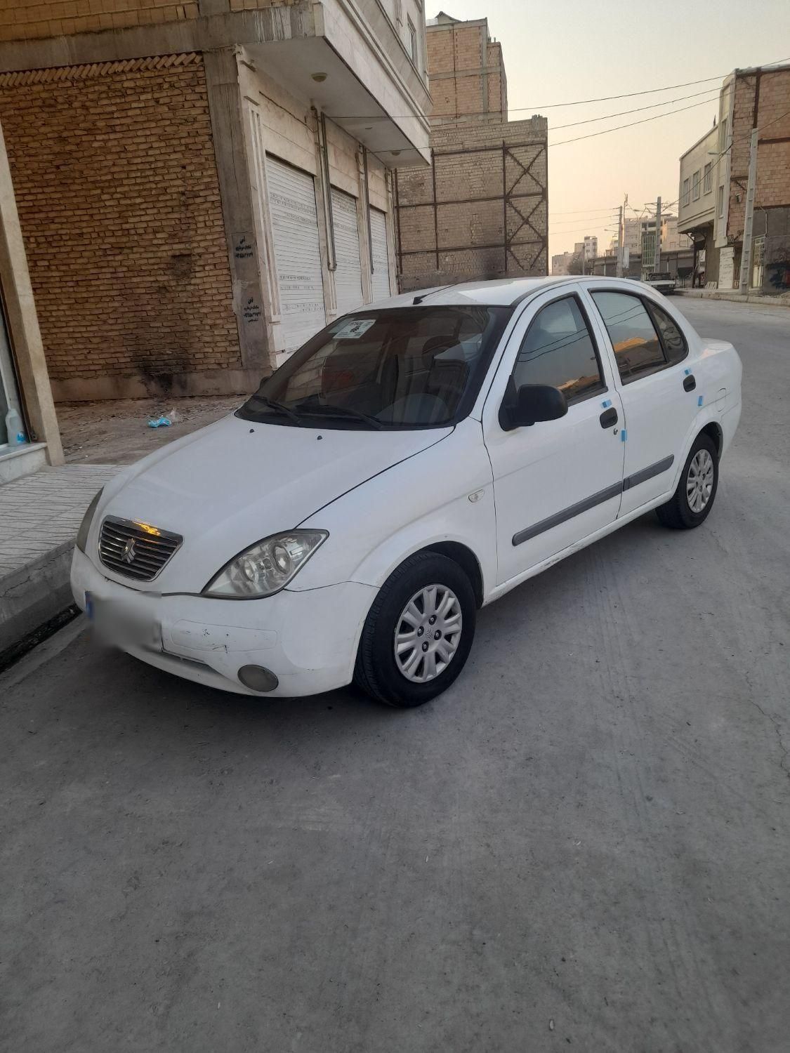 تیبا صندوق دار EX - 1395