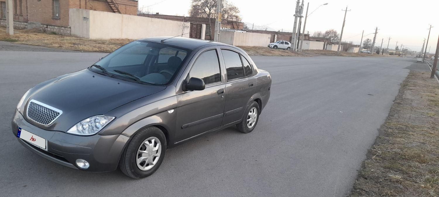 تیبا صندوق دار LX - 1393