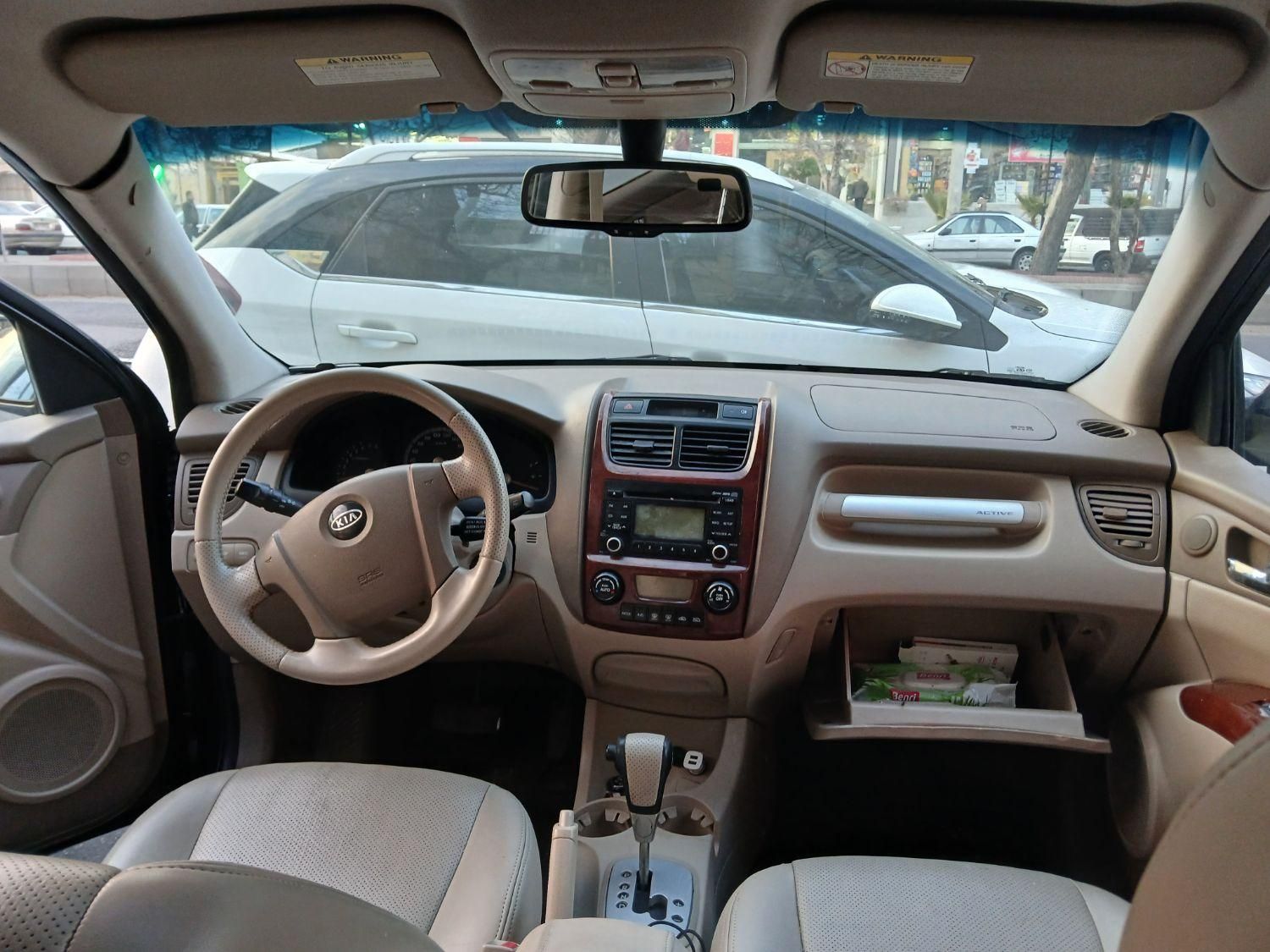 کیا اسپورتیج 6 سیلندر 2700cc - 2010