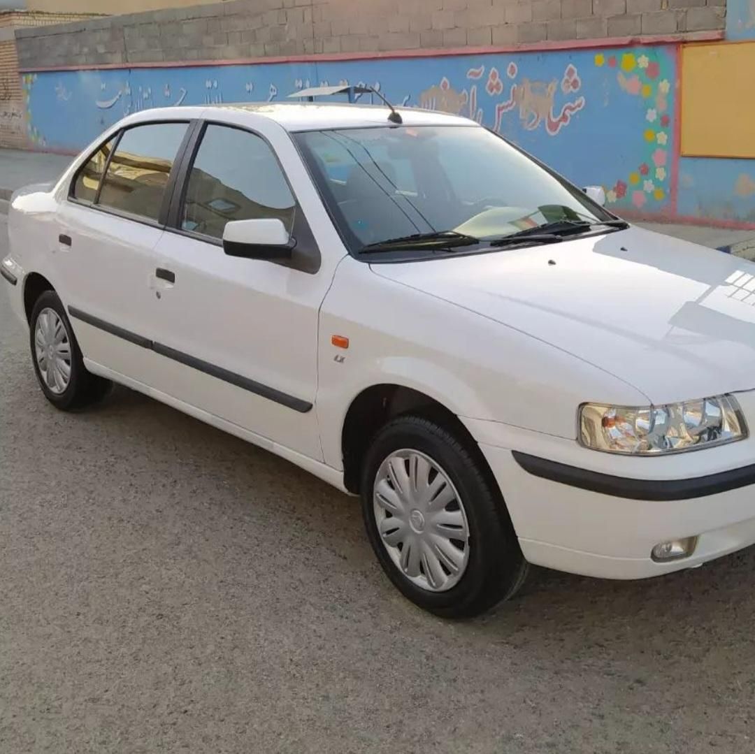 سمند LX XU7 - 1395