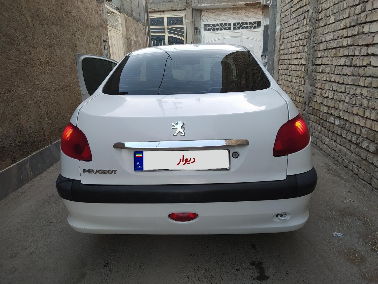 پژو 206 SD v8 - 1390