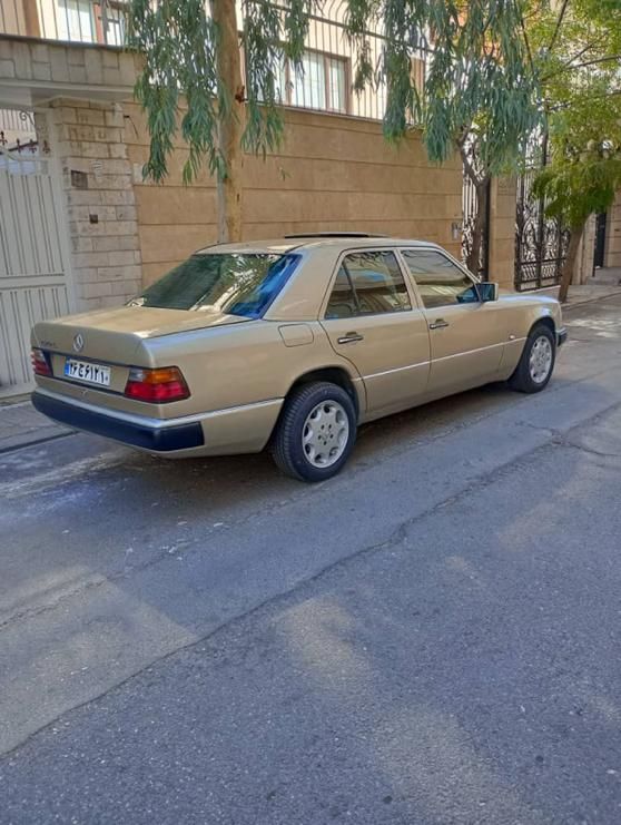 بنز E 230 - 1988