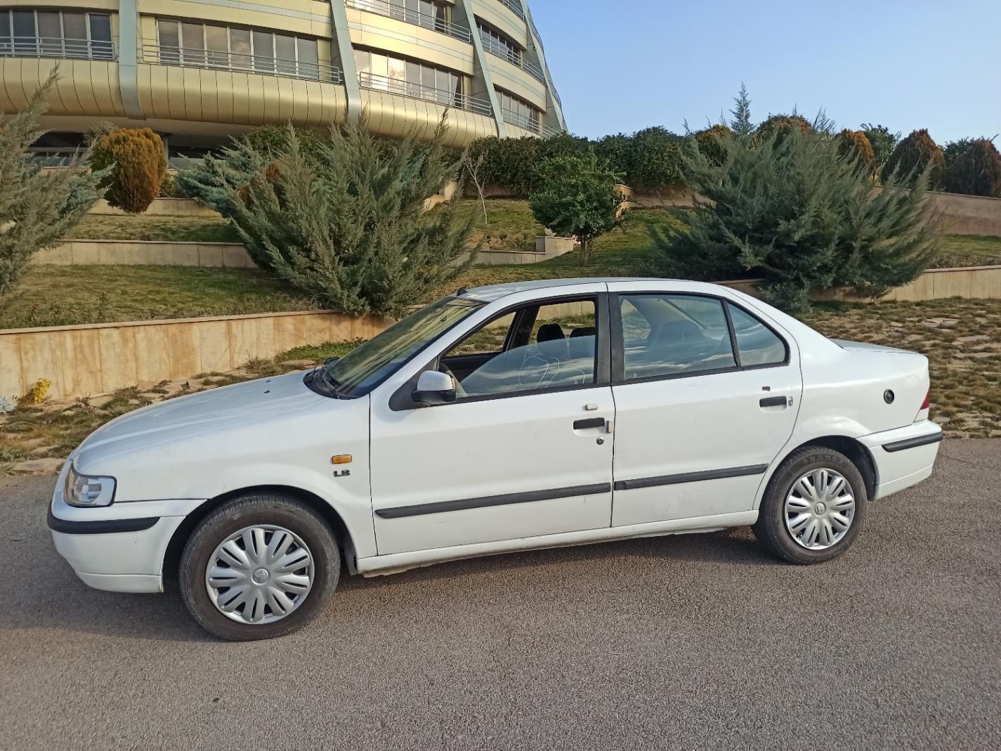 سمند LX XU7 - 1395