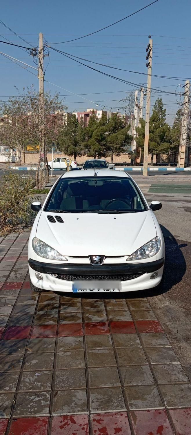 پژو 206 SD v8 - 1390