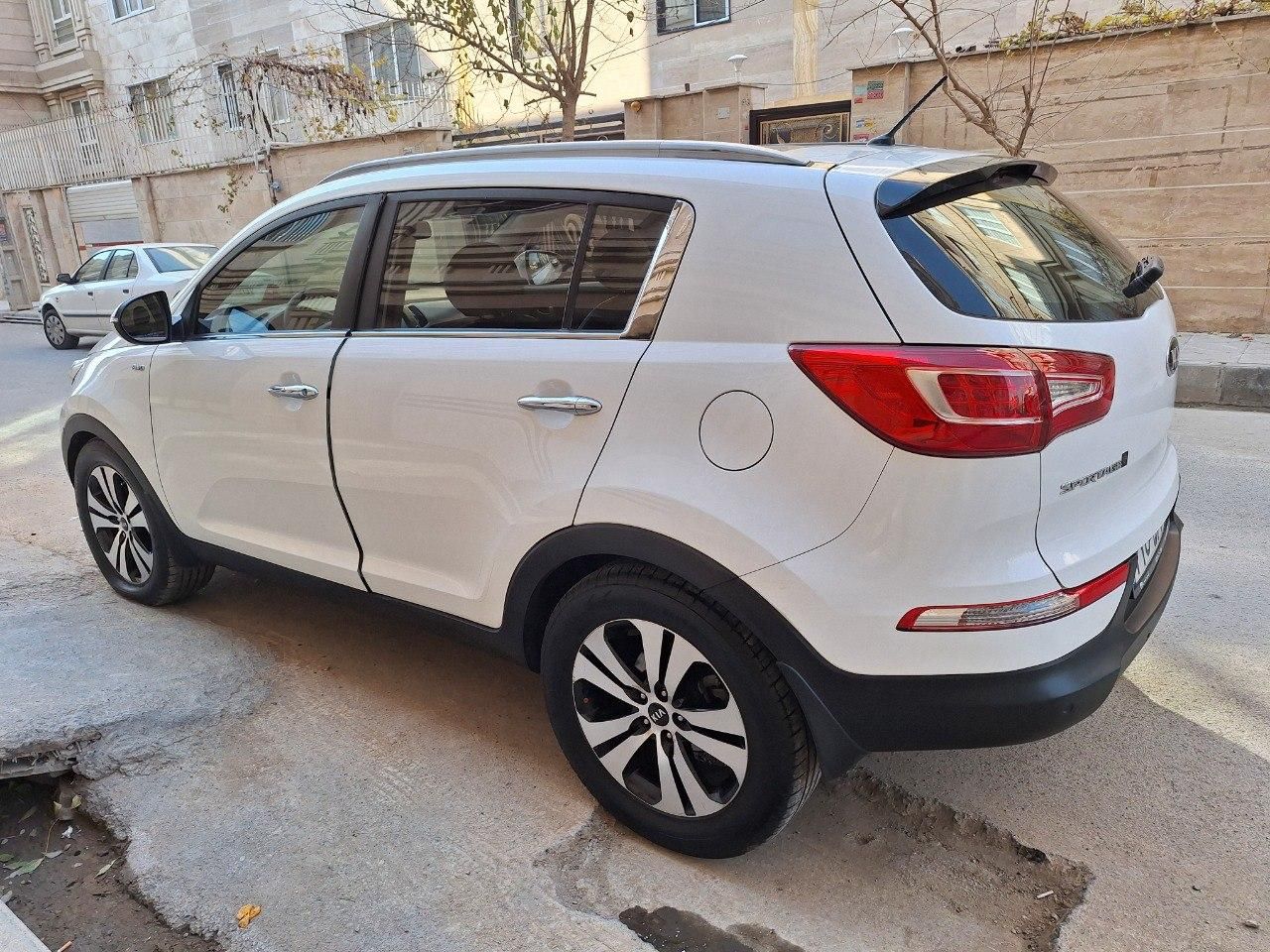 کیا اسپورتیج 4 سیلندر 2400cc - 2014