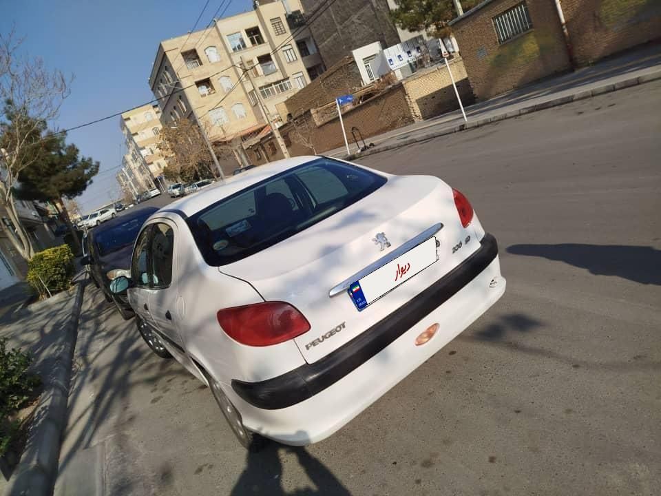 پژو 206 SD v8 - 1390