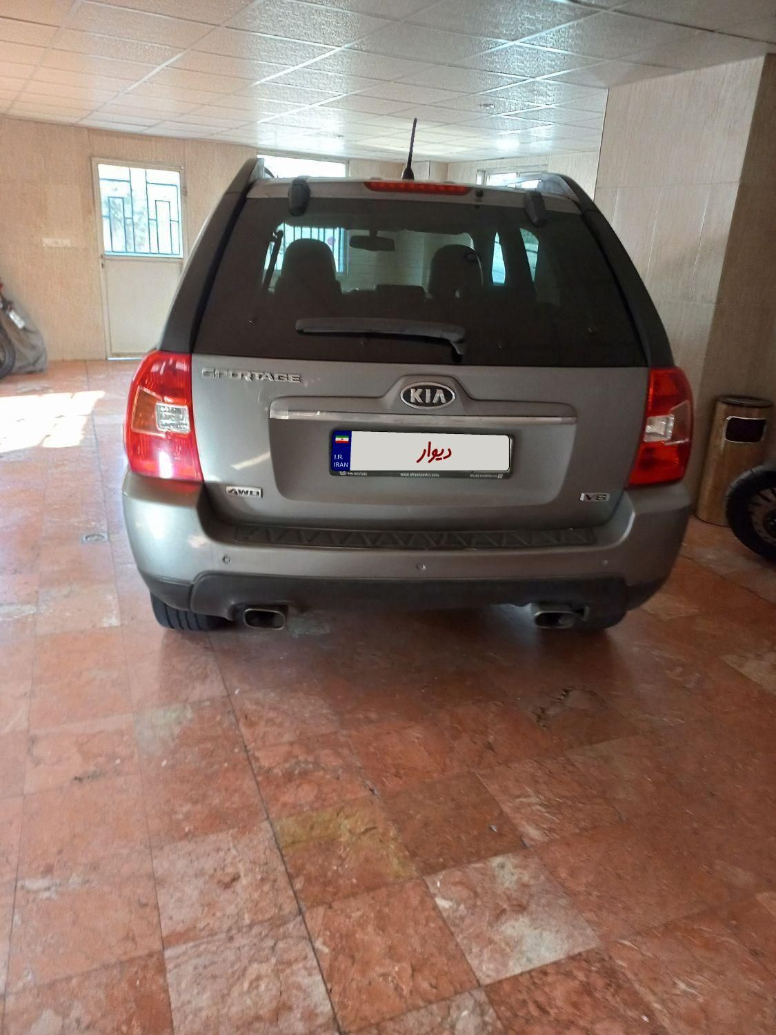 کیا اسپورتیج 6 سیلندر 2700cc - 2010