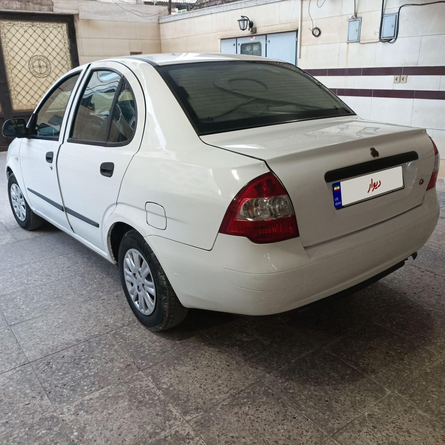 تیبا صندوق دار EX - 1395