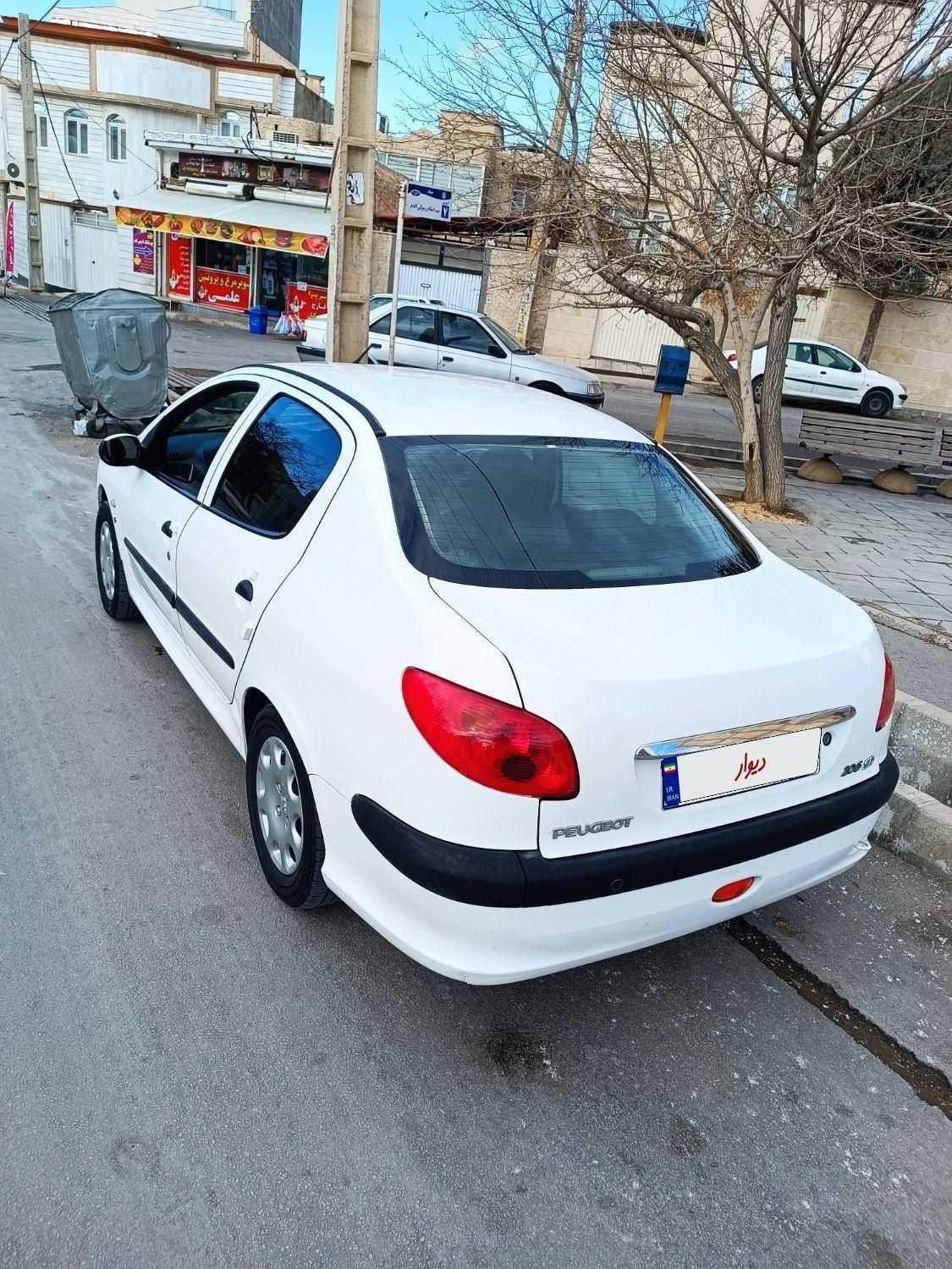 پژو 206 SD v8 - 1396