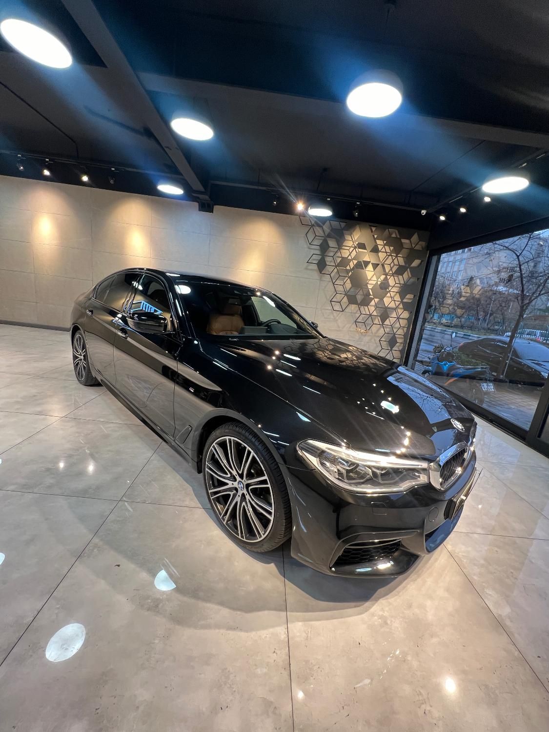 ب ام و سری 5 530i - 2018