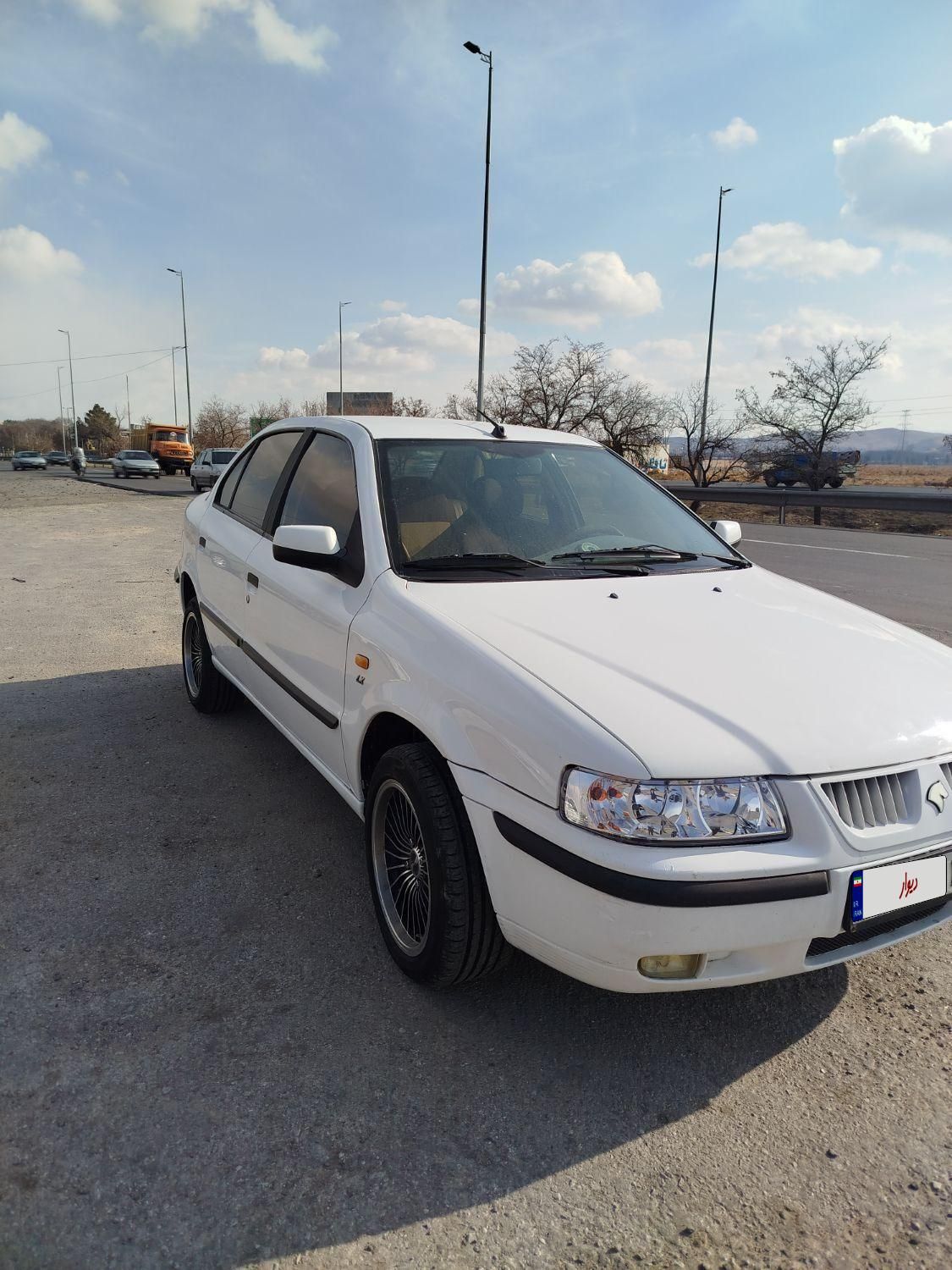 سمند LX XU7 - 1395