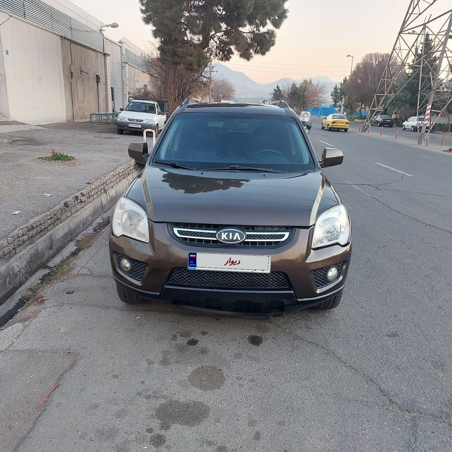 کیا اسپورتیج 6 سیلندر 2700cc - 2010