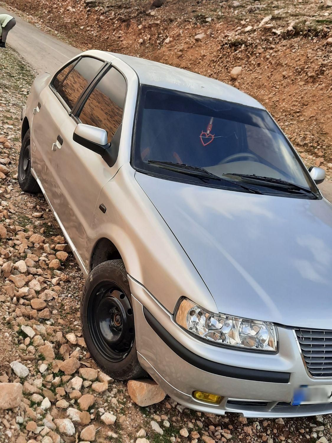 سمند LX XU7 - 1384