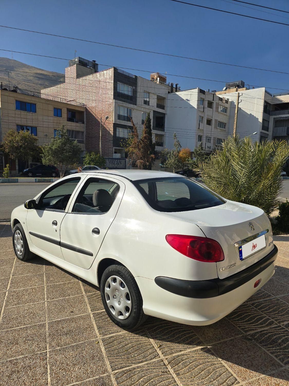 پژو 206 SD v8 - 1390