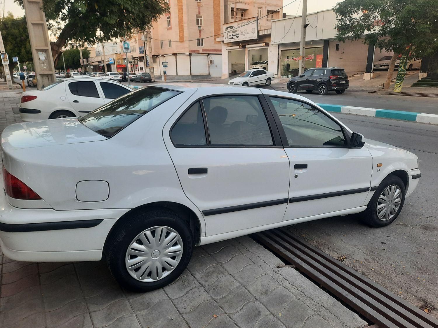 سمند LX EF7 - 1395