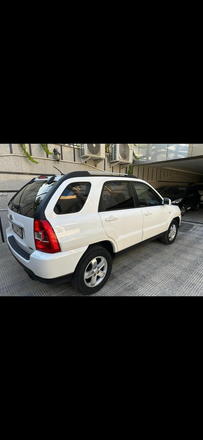 کیا اسپورتیج 6 سیلندر 2700cc - 2010