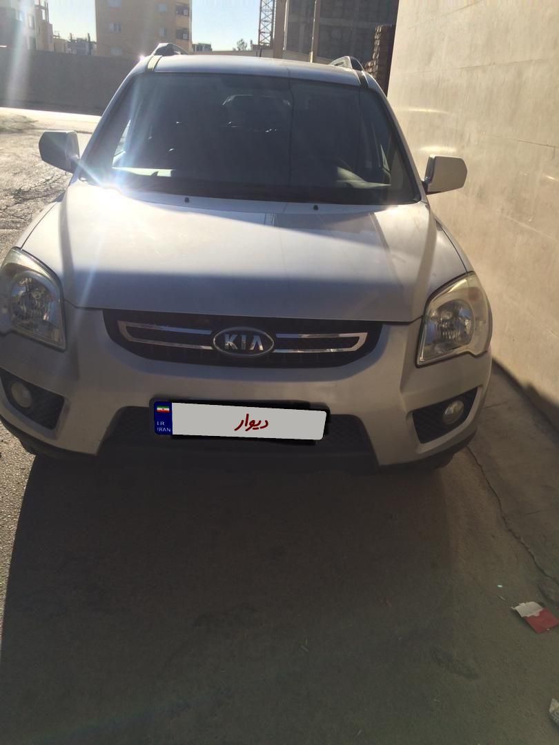 کیا اسپورتیج 6 سیلندر 2700cc - 2010