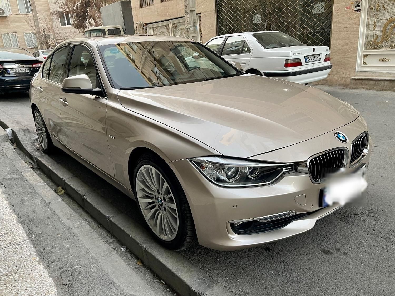 ب ام و سری 3 سدان 320i - 2013