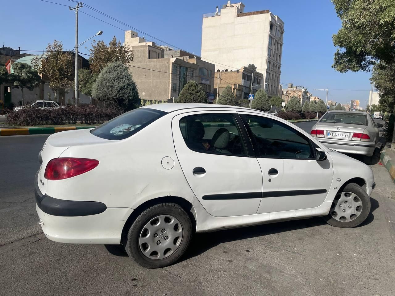 پژو 206 SD v8 - 1390